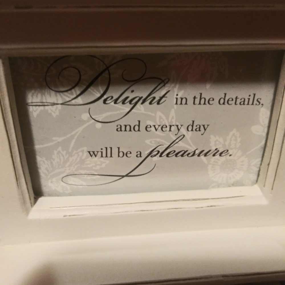 Hallmark Mini Chest Calendar w/ Photo Option - Picture 7 of 8